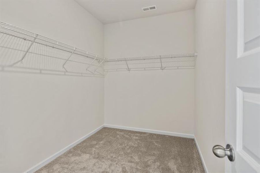 Spacious, unfurnished interior of a new home in Glen at Cave Springs, Douglasville (Image 18).