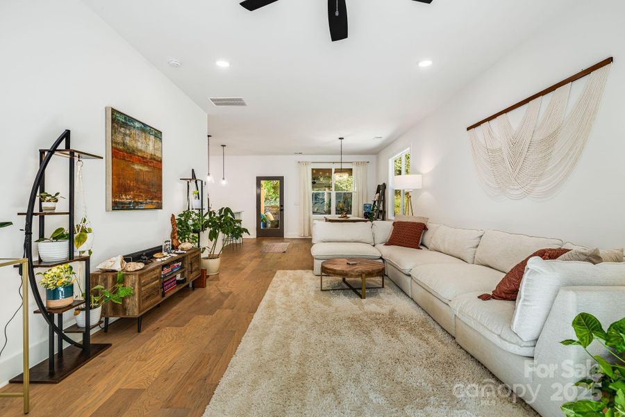 Perfect for Entertaining Perfect for Entertaining