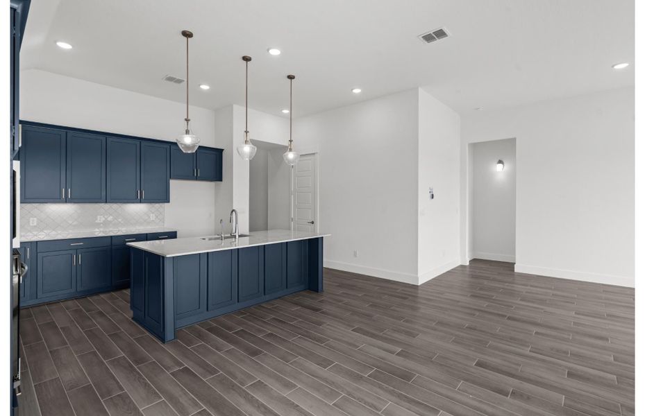 Dining & Kitchen Area Dining & Kitchen Area