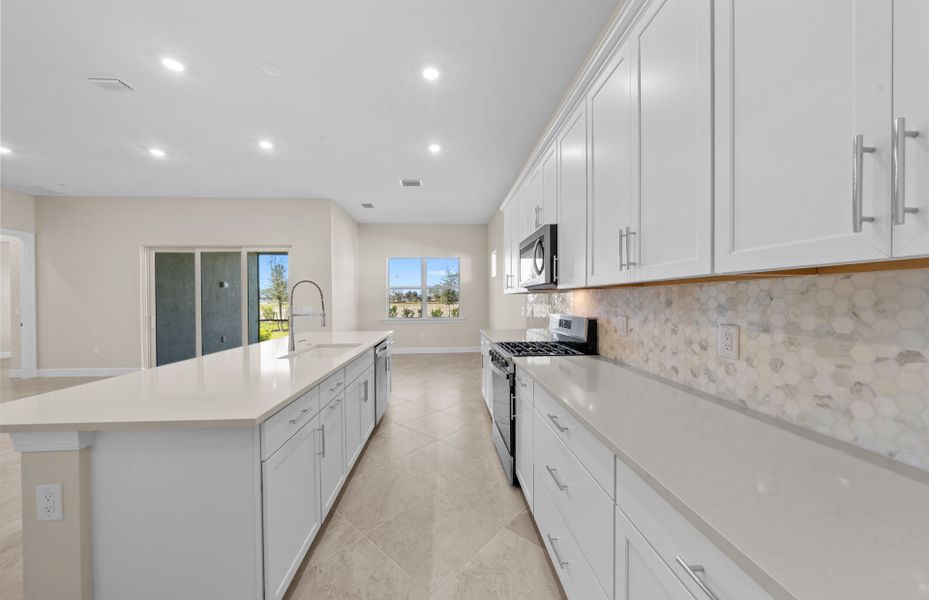 Furnished interior view inside a new home in Del Webb Oak Creek, North Fort Myers (Image 8).