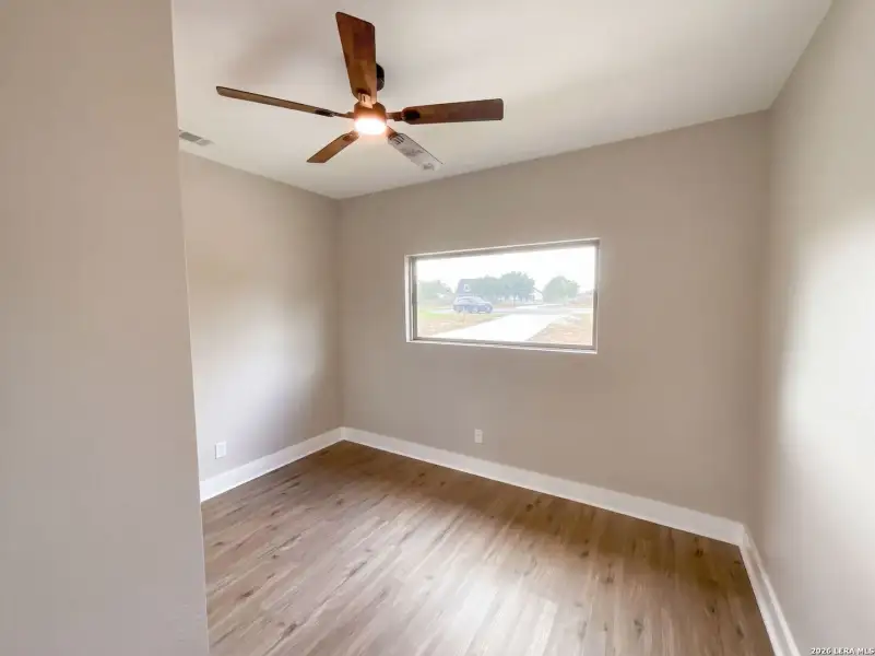 Spacious, unfurnished interior of a new home in , Lytle (Image 12).