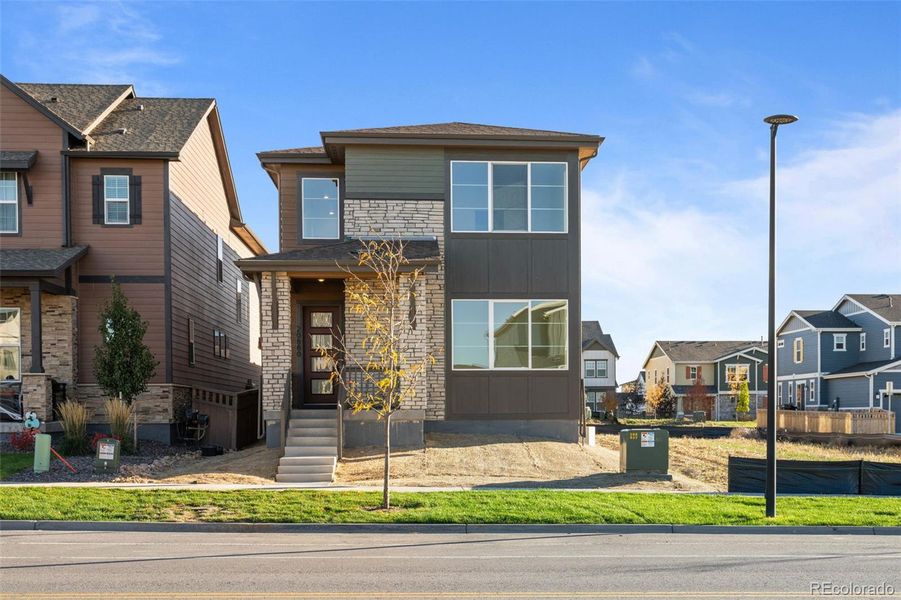 Image 39 of a home in Painted Prairie.