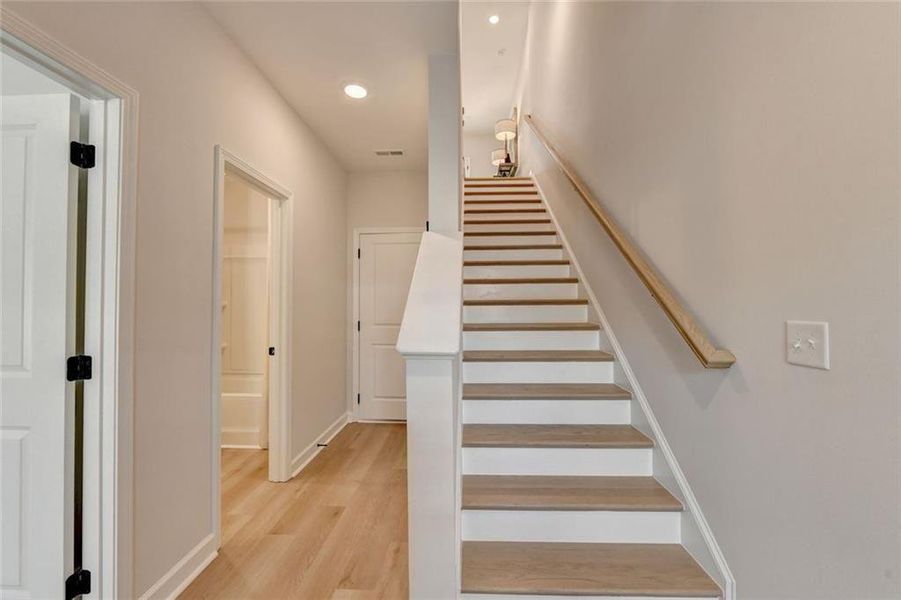 Spacious, unfurnished interior of a new home in East Park Village, Kennesaw (Image 23). Spacious, unfurnished interior of a new home in East Park Village, Kennesaw (Image 23).
