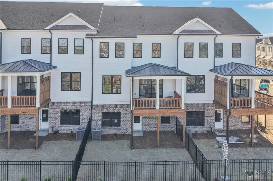 Exterior details and patio area of a home in Millcroft, Buford (Image 3).
