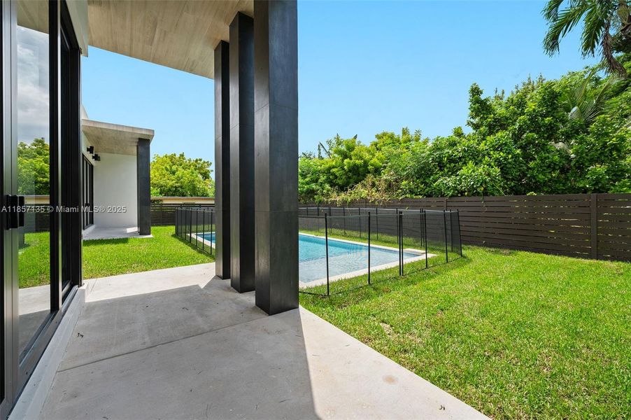 Image 36 of a home in . Image 36 of a home in .