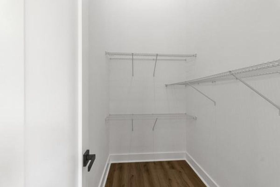 Spacious, unfurnished interior of a new home in , Atlanta (Image 87).