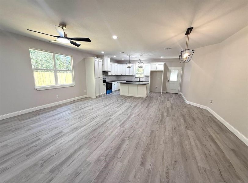 Spacious, unfurnished interior of a new home in , Pittsburg (Image 6). Spacious, unfurnished interior of a new home in , Pittsburg (Image 6).