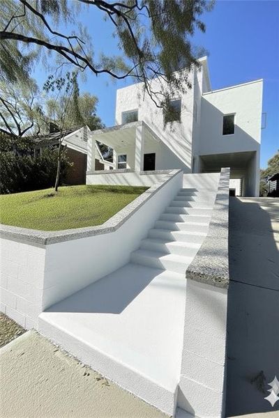 Image 31 of a home in .