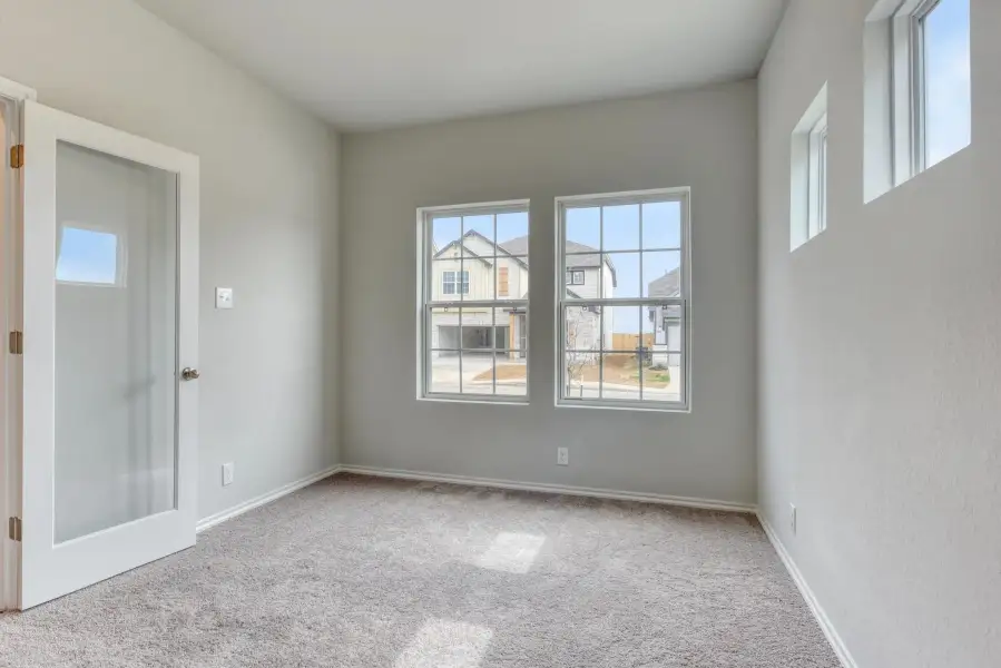 Representative unfurnished interior of a home built from the Colton by Ashton Woods in Saddlebrook Ranch, Schertz (Image 7).
