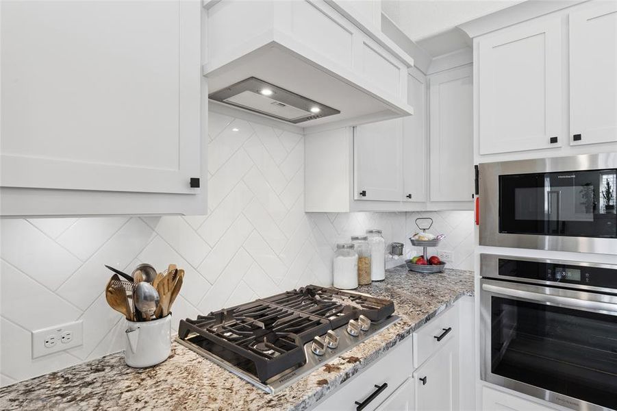 Close-up of interior finishes inside a home in , Fort Worth (Image 20).