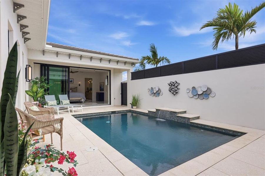 Exterior details and patio area of a home in , Bradenton (Image 22).