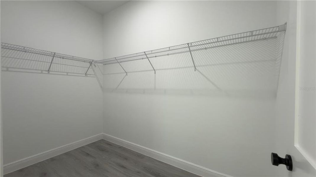 Spacious, unfurnished interior of a new home in , Ocala (Image 26).