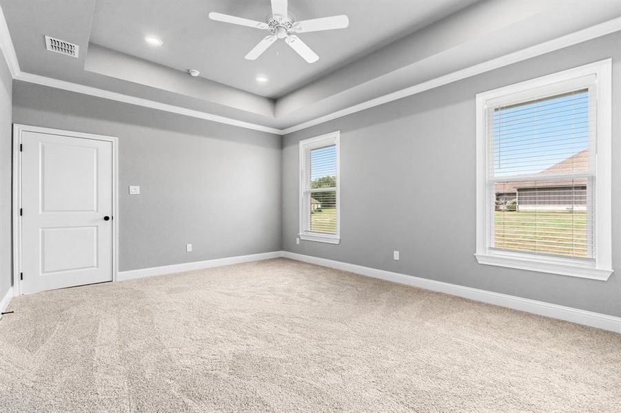 Spacious, unfurnished interior of a new home in , Robinson (Image 30). Spacious, unfurnished interior of a new home in , Robinson (Image 30).