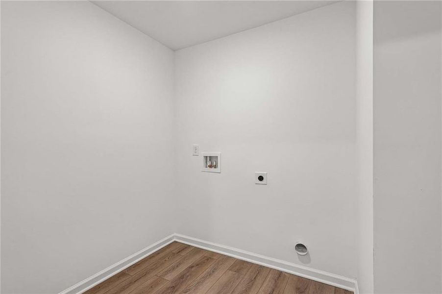 Spacious, unfurnished interior of a new home in Langston Reserve, Cartersville (Image 20).