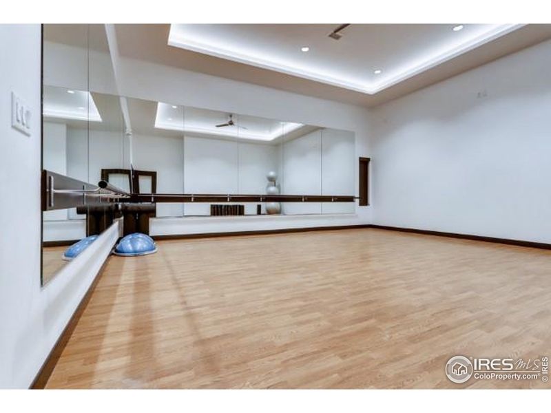 Spacious, unfurnished interior of a new home in Brighton Crossing, Brighton (Image 18). Spacious, unfurnished interior of a new home in Brighton Crossing, Brighton (Image 18).