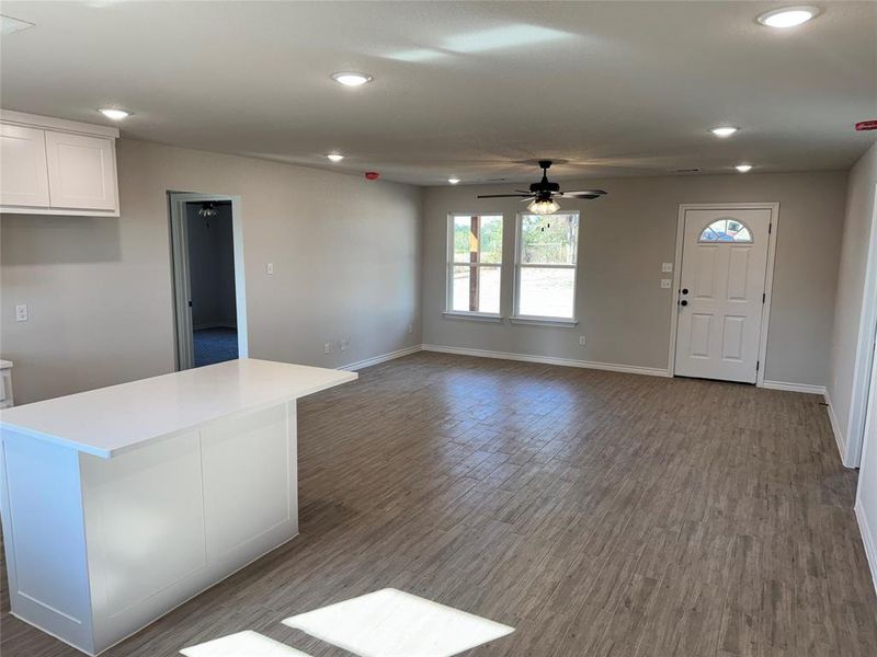 Spacious, unfurnished interior of a new home in , Springtown (Image 5).