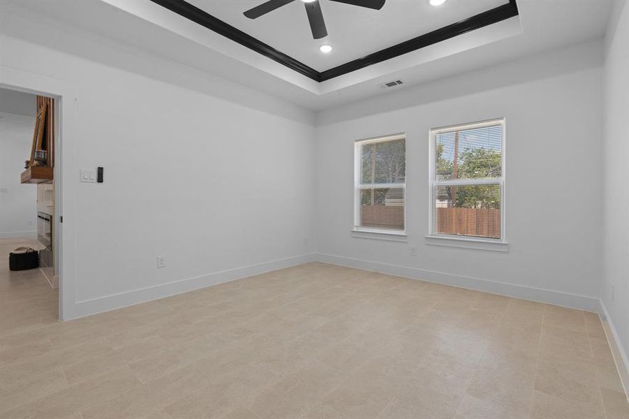 Spacious, unfurnished interior of a new home in , Fort Worth (Image 15).