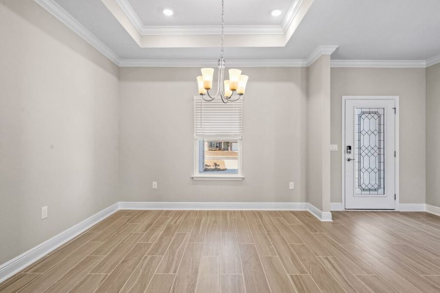 Spacious, unfurnished interior of a new home in Lake Merial, Panama City (Image 24). Spacious, unfurnished interior of a new home in Lake Merial, Panama City (Image 24).