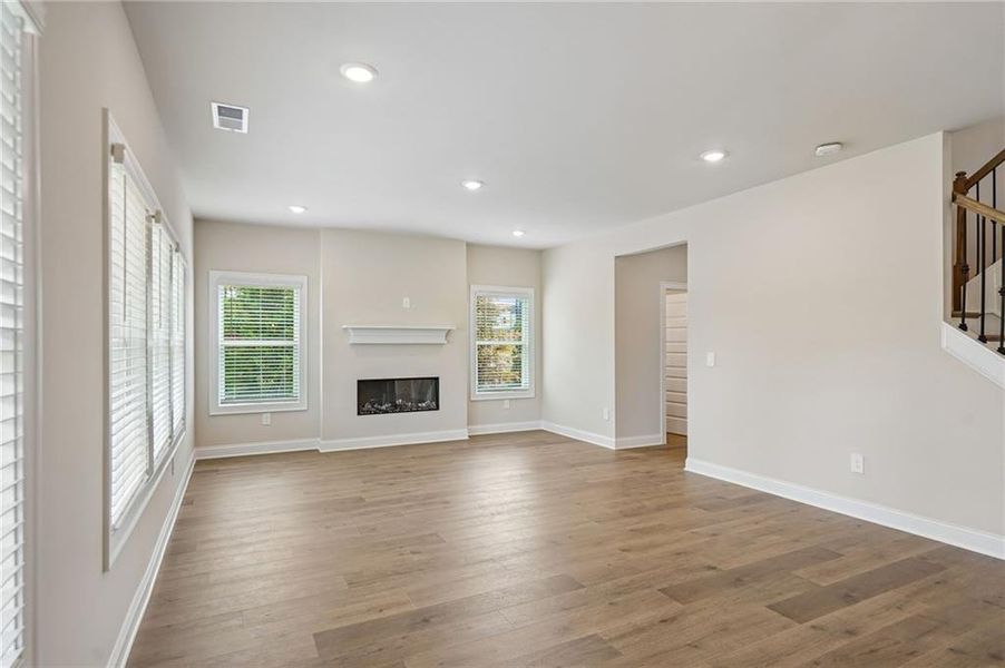 Spacious, unfurnished interior of a new home in Vines at Mill Creek - Estate Series, Braselton (Image 19). Spacious, unfurnished interior of a new home in Vines at Mill Creek - Estate Series, Braselton (Image 19).