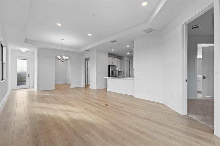 Spacious, unfurnished interior of a new home in Cresswind Lakewood Ranch, Lakewood Ranch (Image 18). Spacious, unfurnished interior of a new home in Cresswind Lakewood Ranch, Lakewood Ranch (Image 18).