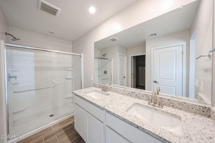 26_North-Copper-Canyon_Iris_Lot-63_New-C