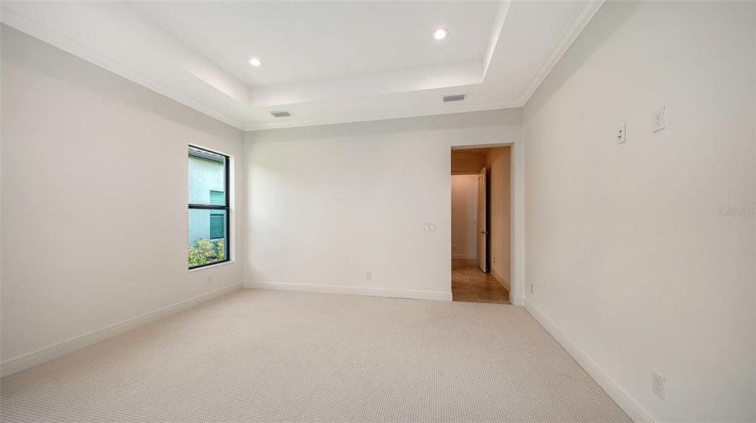 Spacious, unfurnished interior of a new home in , Nokomis (Image 33).