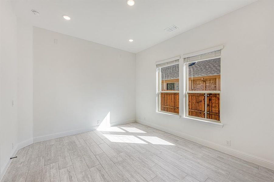 Spacious, unfurnished interior of a new home in Timberbrook 3B-4A, Justin (Image 15).