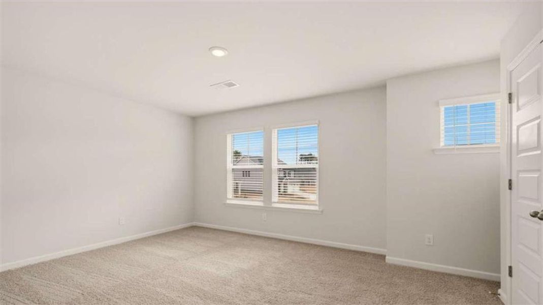 Spacious, unfurnished interior of a new home in The Gates at Pates Creek, Hampton (Image 27).