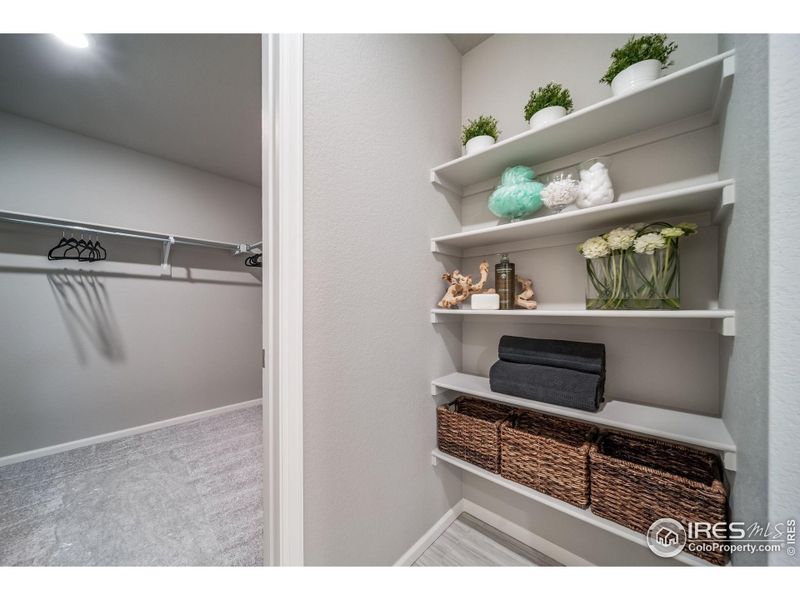 Furnished interior view inside a new home in Thompson River Ranch, Johnstown (Image 9).