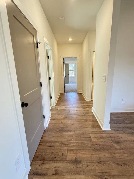 Spacious, unfurnished interior of a new home in The Reserve at Reidsboro, Williamson (Image 26).