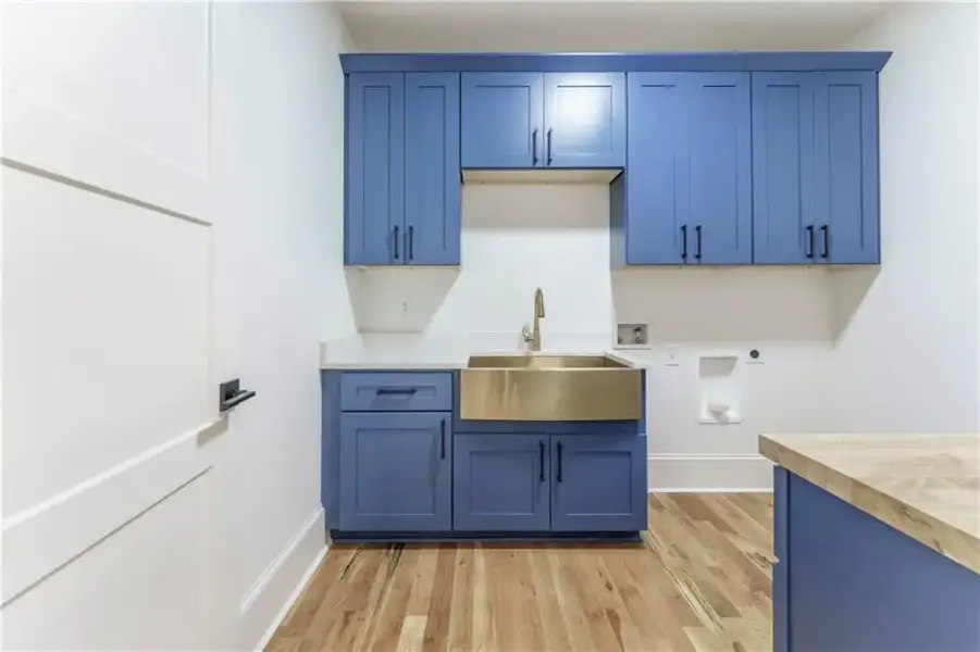 Furnished interior view inside a new home in , Sandy Springs (Image 15).