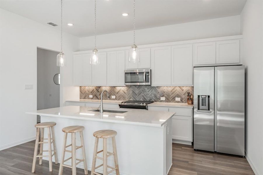 Furnished interior view inside a new home in , Northlake (Image 11).