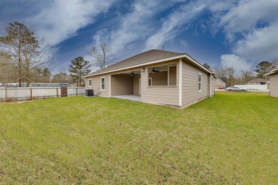 Huge backyard with endless possibilities, offering ample space for outdoor activities, gardening, or creating your dream retreat.