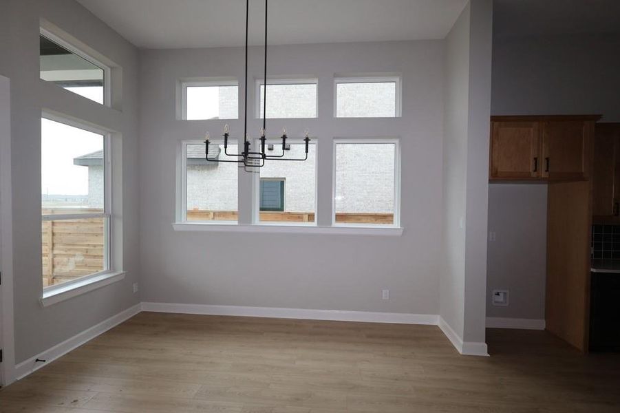 Spacious, unfurnished interior of a new home in , Manvel (Image 5).