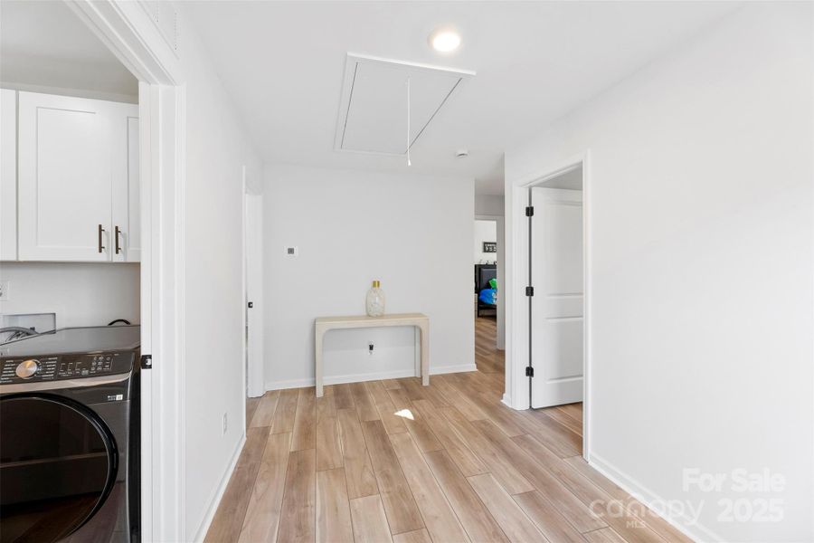 Spacious, unfurnished interior of a new home in Surrey Woods, Charlotte (Image 22).