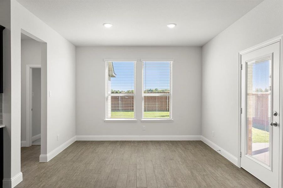 12. 100 Meadow - Dining 12. 100 Meadow - Dining