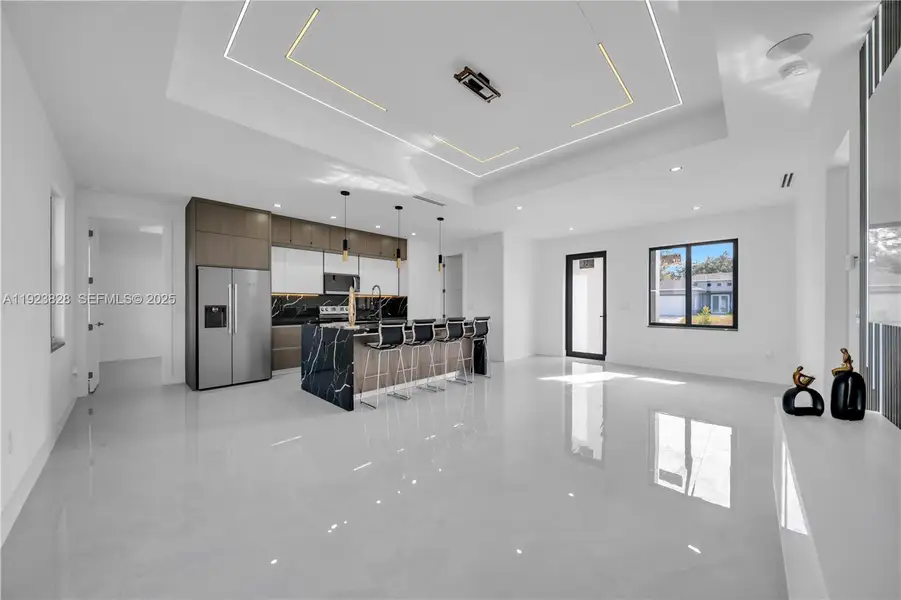 Image 37 of a home in .