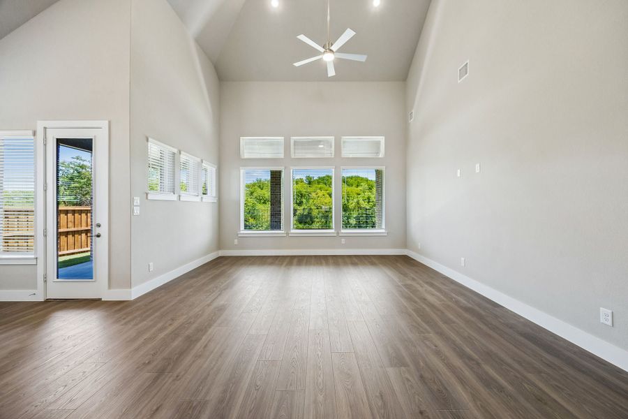 Spacious, unfurnished interior of a new home in Rainwater Crossing, Celina (Image 17).