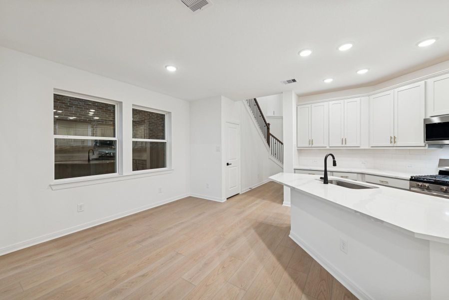 REPRESENTATIVE PHOTO - Photo does not represent actual home options and selection. Ask Sales consultant for specific selections.