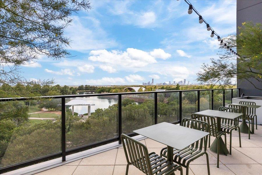 Image 27 of a home in .