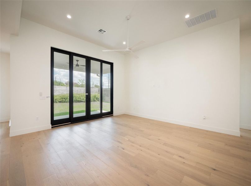 Spacious, unfurnished interior of a new home in , Austin (Image 23). Spacious, unfurnished interior of a new home in , Austin (Image 23).