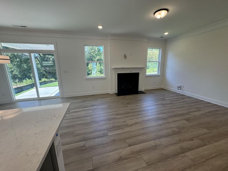 Spacious, unfurnished interior of a new home in Ashton Park, Monroe (Image 9).