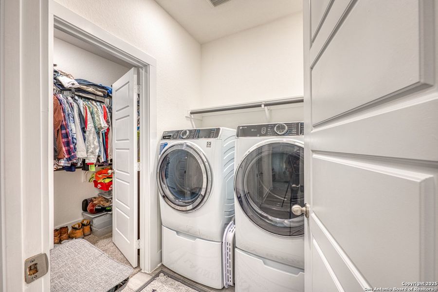 Image 47 of a home in Hunters Ranch. Image 47 of a home in Hunters Ranch.