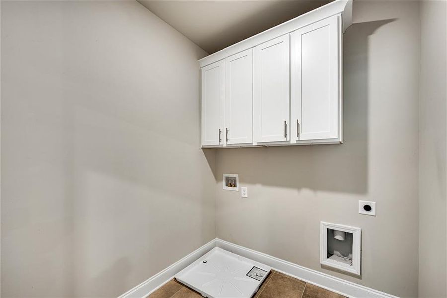 Spacious, unfurnished interior of a new home in Hidden Fields, Hoschton (Image 38).