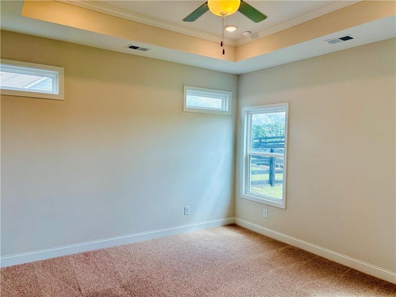 Spacious, unfurnished interior of a new home in Heritage Pointe at The Georgian, Villa Rica (Image 16).