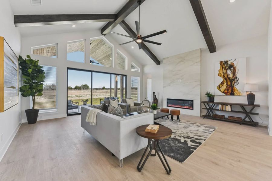 Representative furnished interior of a home built from the Franklin by Chesmar Homes in Feathergrass, Fulshear (Image 8).