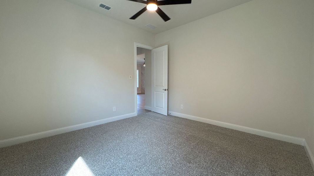 Spacious, unfurnished interior of a new home in Peachtree Meadows, Rockwall (Image 22). Spacious, unfurnished interior of a new home in Peachtree Meadows, Rockwall (Image 22).