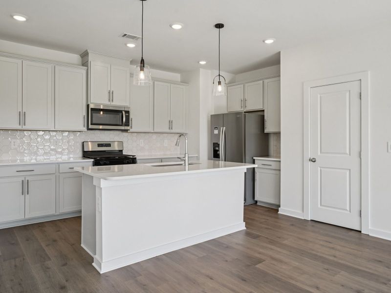 Furnished interior view inside a new home in Bear Springs, Columbia (Image 4).