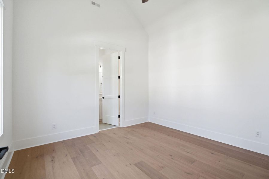 36-web-or-mls-dsc06613