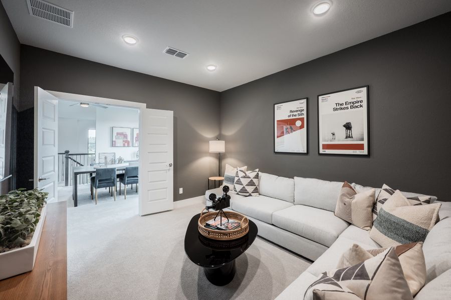 Image 24 representing the Goldeneye by Tri Pointe Homes in Tompkins Reserve, Katy, TX.